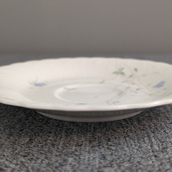 3/$15 | Mikasa Bone China, April Rose, Saucer, Made in Japan - Picture 3 of 3